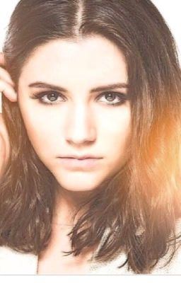 Scars To Your Beautiful~Zoe Rivas icon