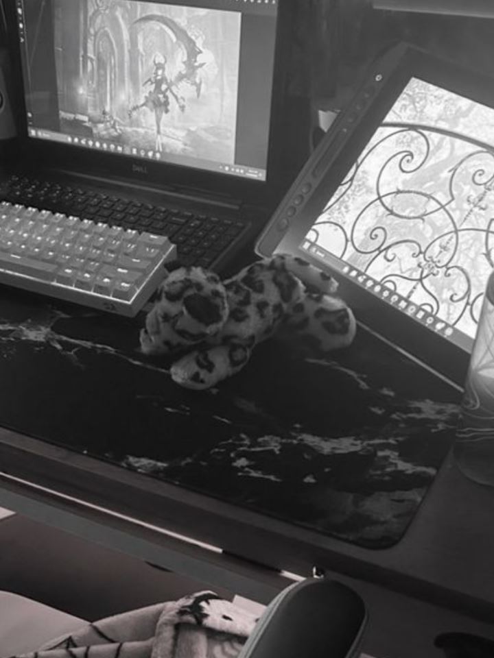 THE GIRL I MET IN A GAME IS A BOY?? [BL] icon