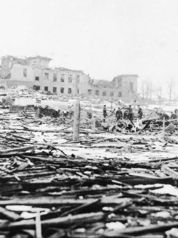 Explosion on the water icon